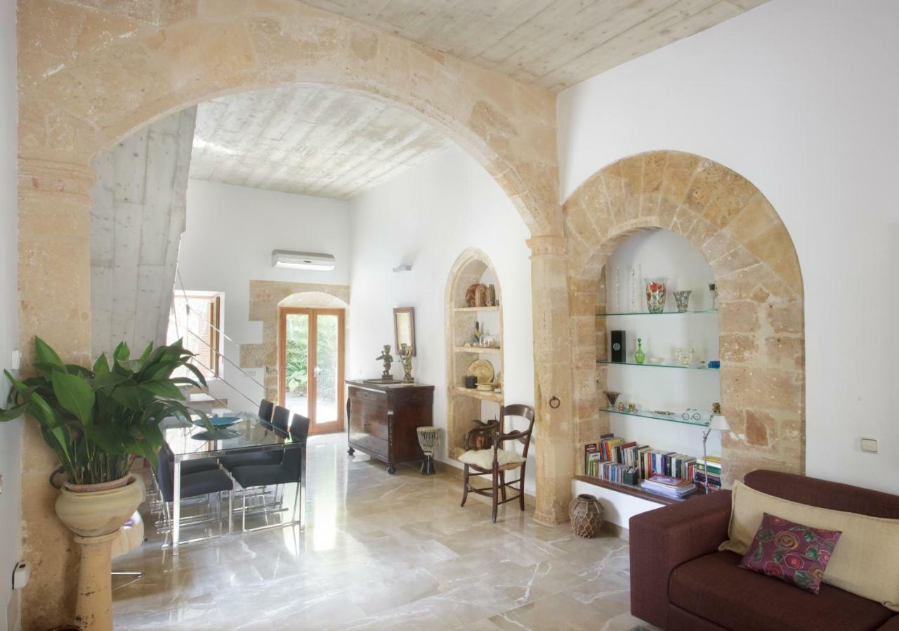 Esglesia 10 Alcudia (Mallorca)